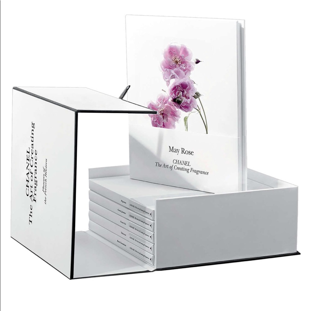 Chanel The Art of creating fragrance 🌸👩🏻‍🔬🌹📚